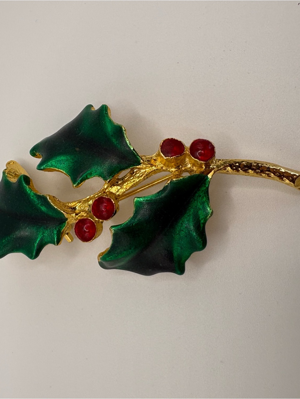 Vintage JJ Jonette Christmas Holly Brooch Green Enamel Red Berries Gold Tone